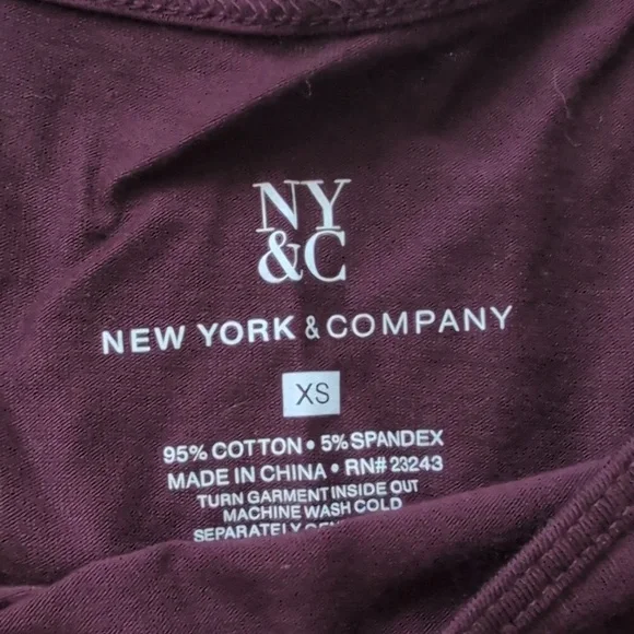NWT New York & Company Burgundy Cardigan And Cami Set XS - Picture 4 of 5
